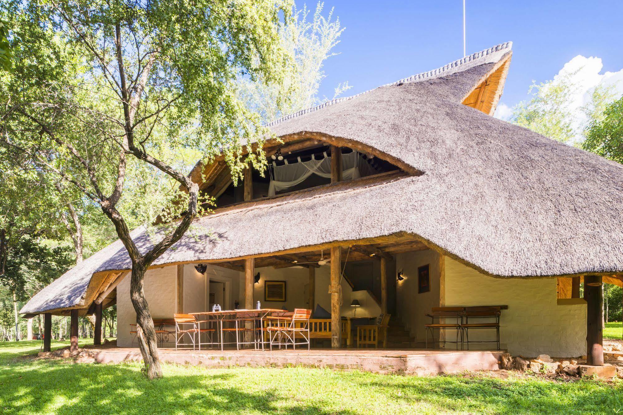 Lokuthula Lodges Victoria Falls Esterno foto