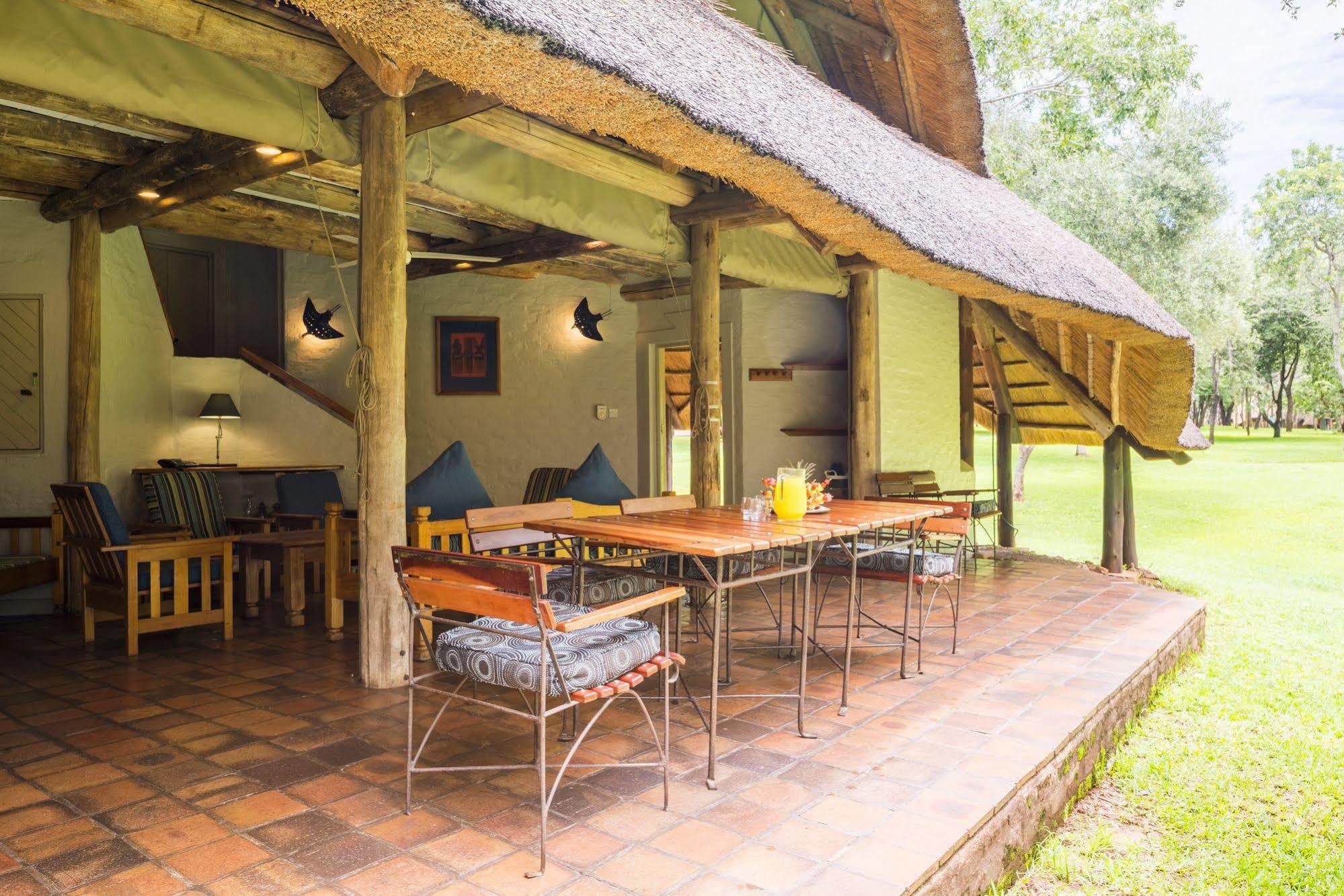 Lokuthula Lodges Victoria Falls Esterno foto